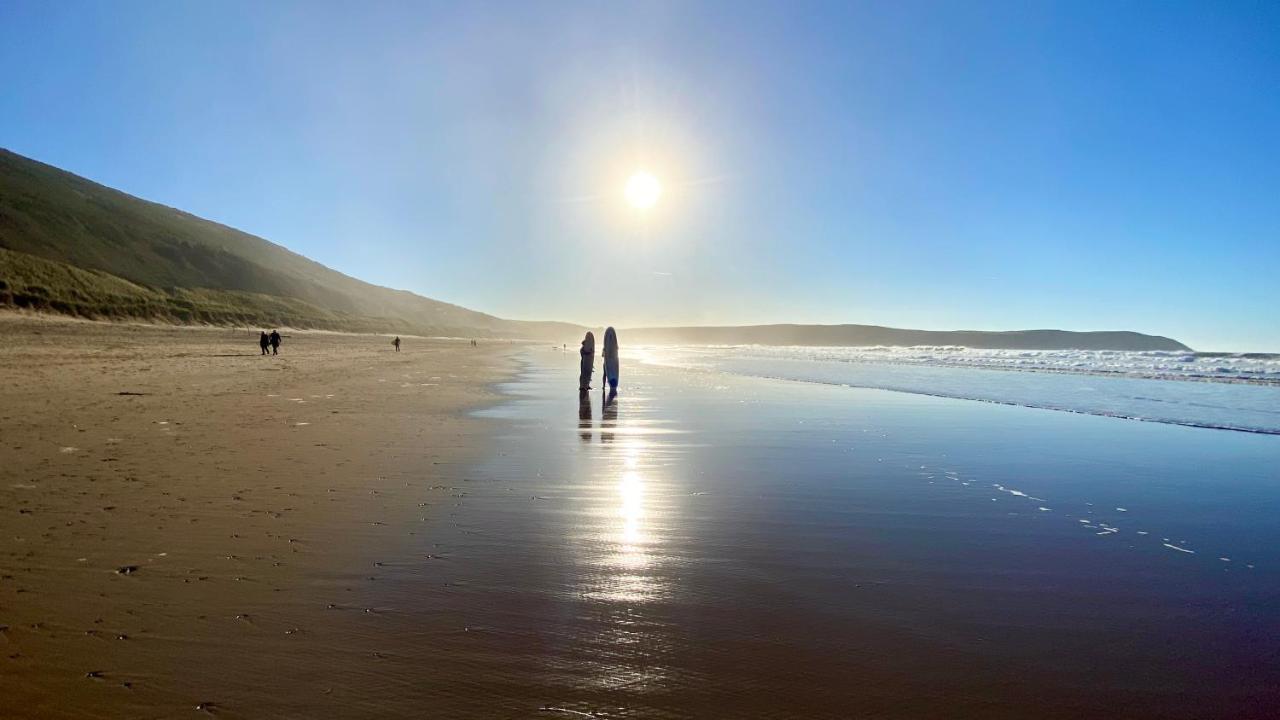 2 Middlecombe - Luxury Apartment At Byron Woolacombe, Only 4 Minute Walk To Woolacombe Beach! 外观 照片