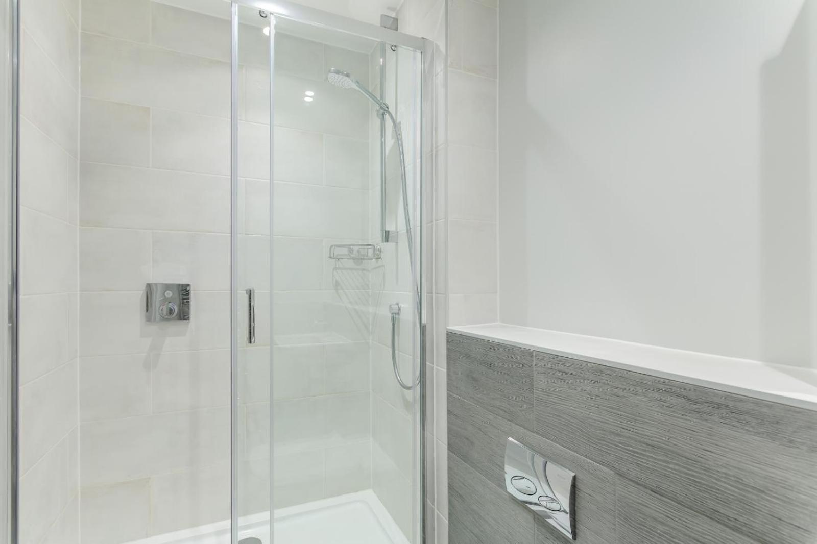 2 Middlecombe - Luxury Apartment At Byron Woolacombe, Only 4 Minute Walk To Woolacombe Beach! 外观 照片