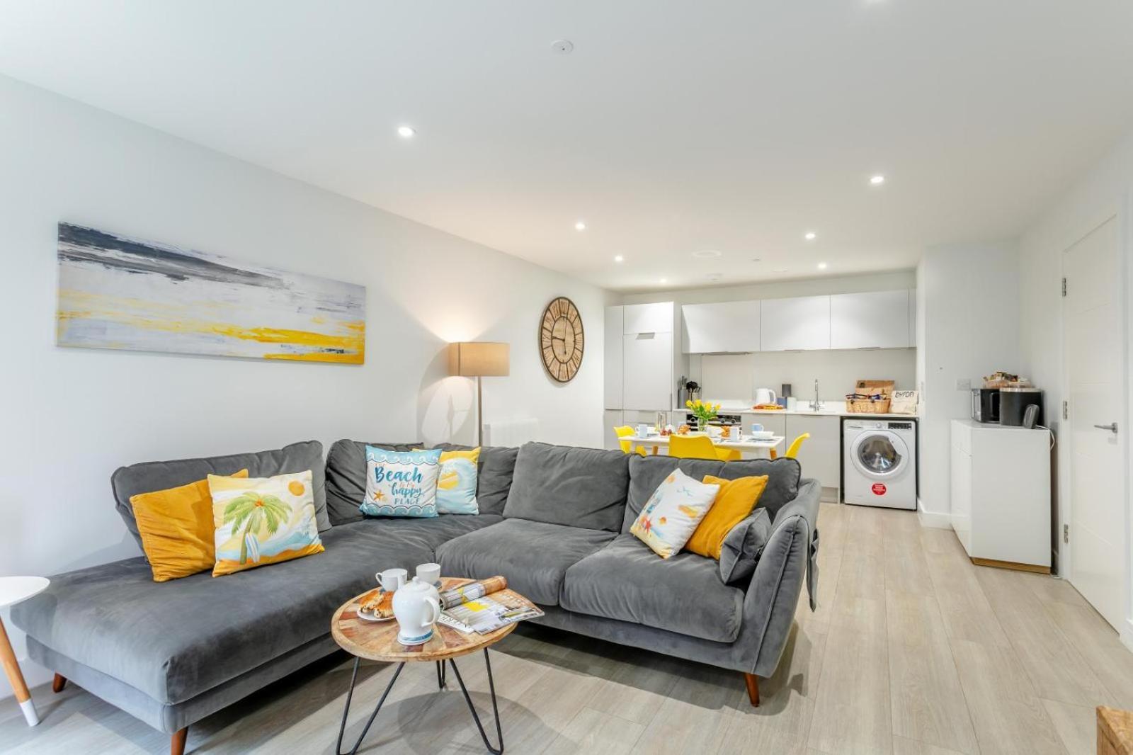 2 Middlecombe - Luxury Apartment At Byron Woolacombe, Only 4 Minute Walk To Woolacombe Beach! 外观 照片